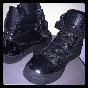 Guiseppe Zanotti Mens Sneakers -Size 41